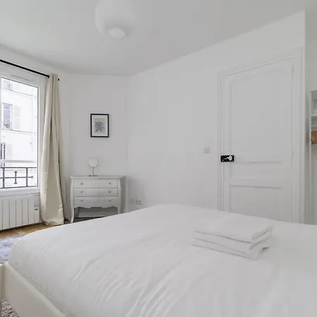 Dom wakacyjny Guersant - Maison Cosy 6pax Proche Etoile Paryż