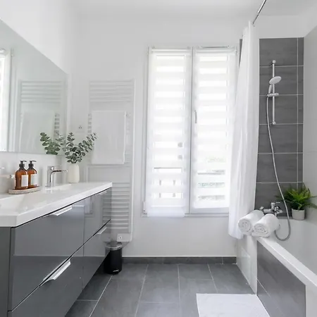 Casa vacanze Guersant - Maison Cosy 6pax Proche Etoile *